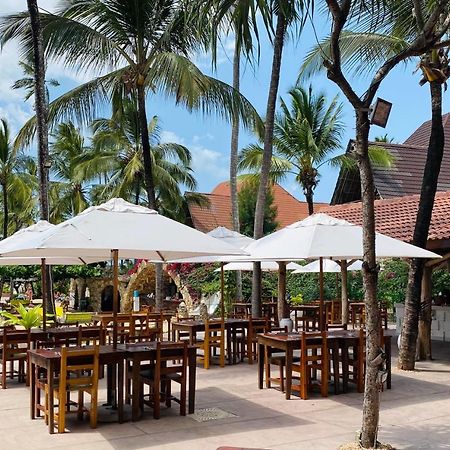 Palumboreef Beach Resort Uroa Kültér fotó