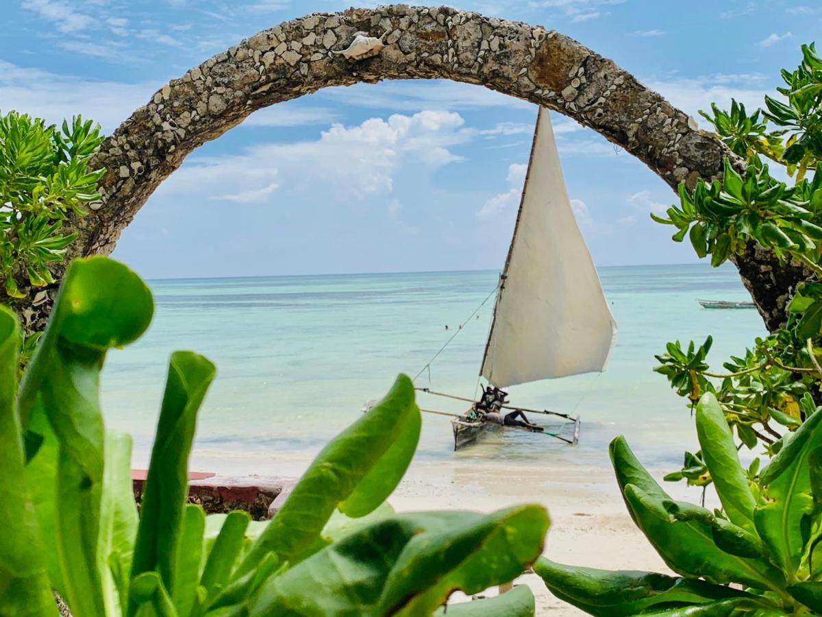 Palumboreef Beach Resort Uroa Kültér fotó