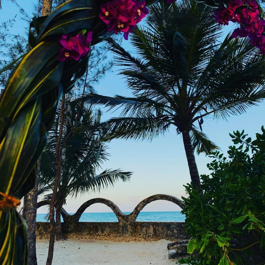 Palumboreef Beach Resort Uroa Kültér fotó