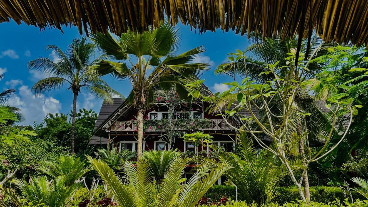 Palumboreef Beach Resort Uroa Kültér fotó