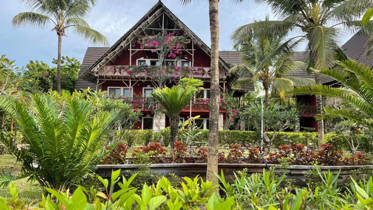 Palumboreef Beach Resort Uroa Kültér fotó